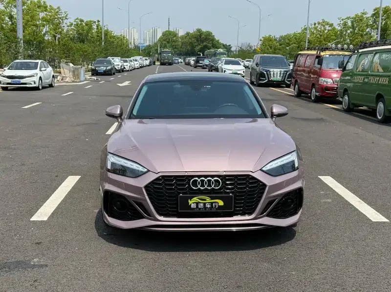 Audi A5 2022 Sportback 40 TFSI Fashionable Elegant Model — миниатюра 2