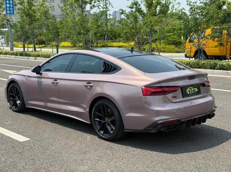 Audi A5 2022 Sportback 40 TFSI Fashionable Elegant Model — миниатюра 4