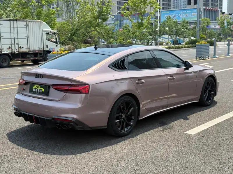 Audi A5 2022 Sportback 40 TFSI Fashionable Elegant Model — миниатюра 6