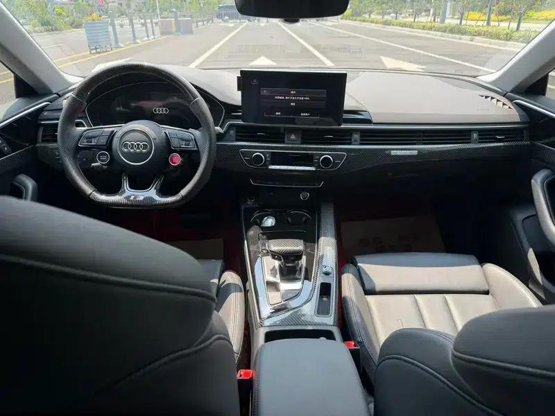 Audi A5 2022 Sportback 40 TFSI Fashionable Elegant Model — миниатюра 7