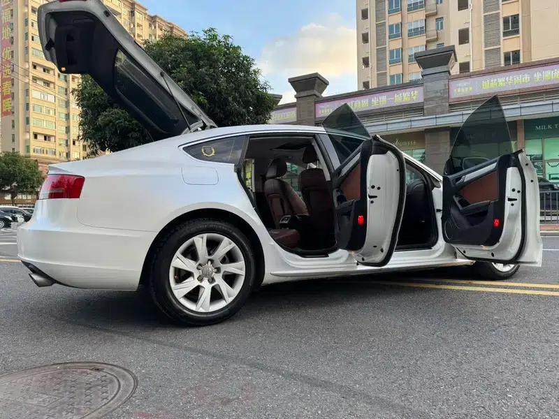 Audi A5 2010 2.0TFSI Sportback Comfort — миниатюра 14
