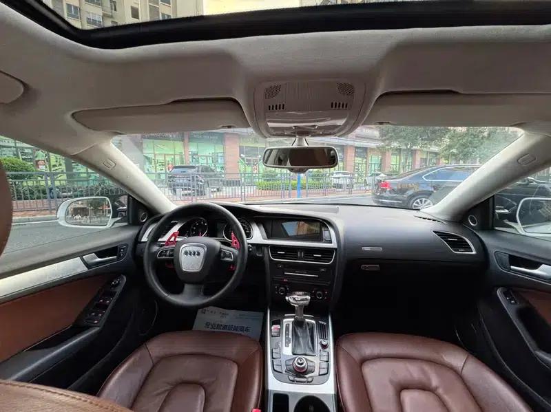 Audi A5 2010 2.0TFSI Sportback Comfort — миниатюра 18