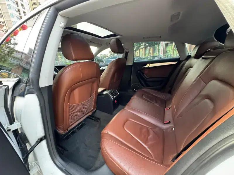Audi A5 2010 2.0TFSI Sportback Comfort — миниатюра 22