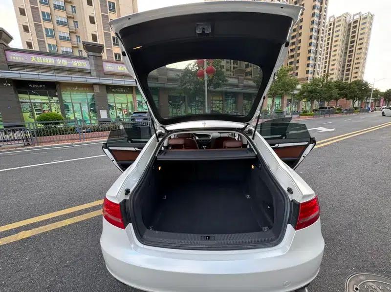 Audi A5 2010 2.0TFSI Sportback Comfort — миниатюра 23