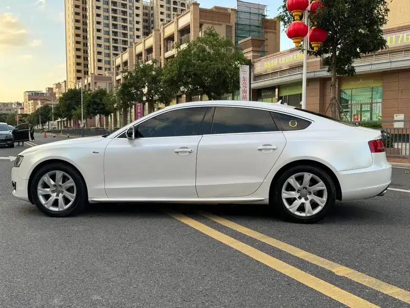 Audi A5 2010 2.0TFSI Sportback Comfort — миниатюра 4