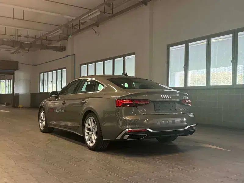 Audi A5 2024 Sportback 40 TFSI Fashion Dynamic Edition — миниатюра 4