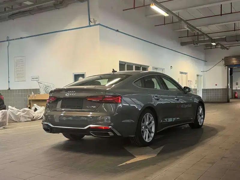 Audi A5 2024 Sportback 40 TFSI Fashion Dynamic Edition — миниатюра 6