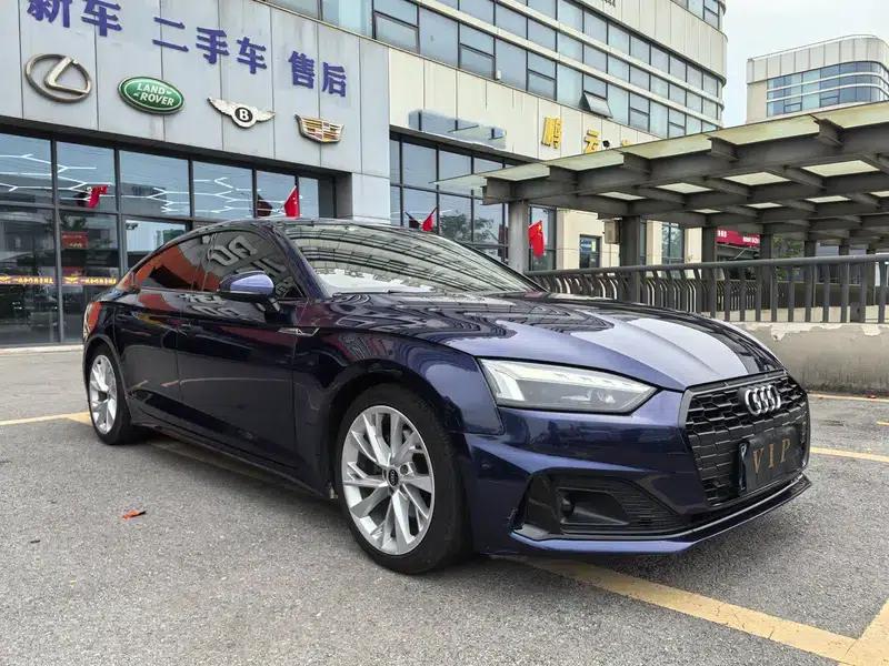 Audi A5 2021 Sportback 40 TFSI Fashionable Elegant Model — миниатюра 3