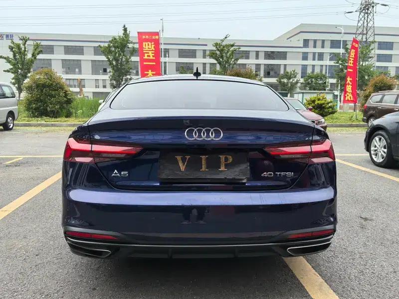 Audi A5 2021 Sportback 40 TFSI Fashionable Elegant Model — миниатюра 4