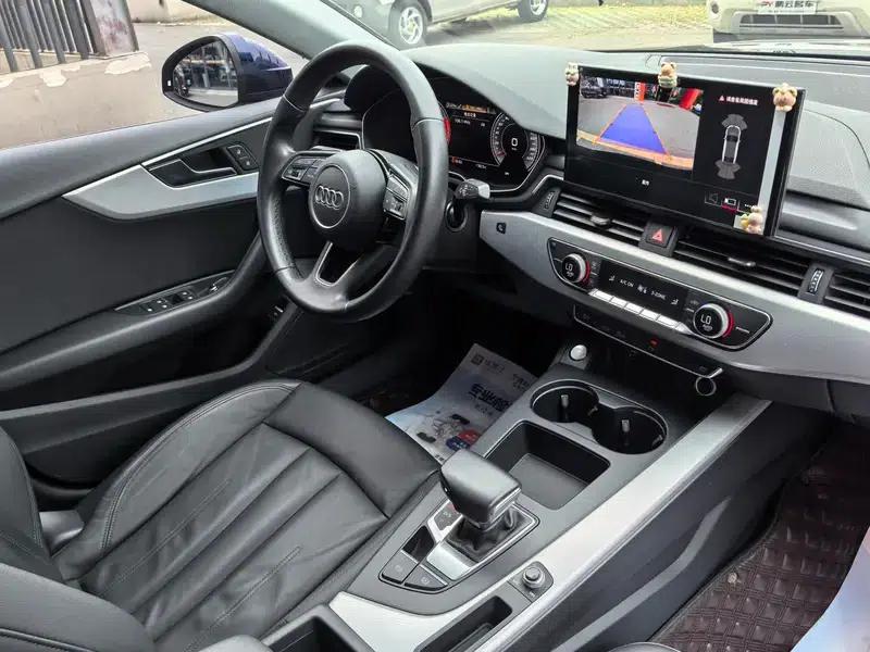 Audi A5 2021 Sportback 40 TFSI Fashionable Elegant Model — миниатюра 5