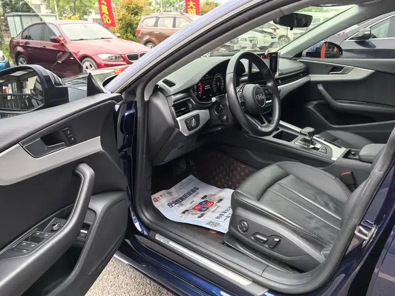 Audi A5 2021 Sportback 40 TFSI Fashionable Elegant Model — миниатюра 8