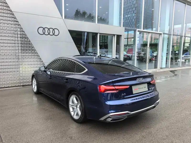 Audi A5 2023 Sportback 40 TFSI Fashion Dynamic Edition — миниатюра 3