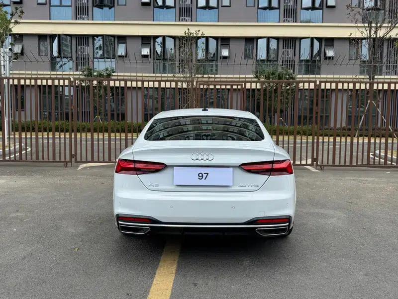 Audi A5 2021 Sportback 40 TFSI Fashionable Elegant Model — миниатюра 3