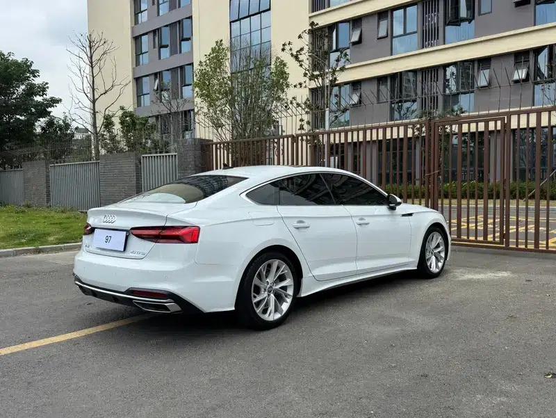 Audi A5 2021 Sportback 40 TFSI Fashionable Elegant Model — миниатюра 4