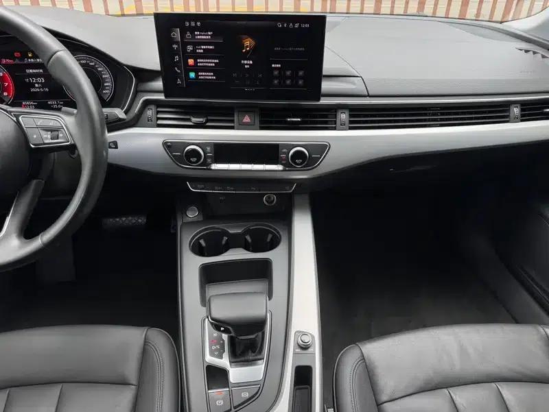 Audi A5 2021 Sportback 40 TFSI Fashionable Elegant Model — миниатюра 6