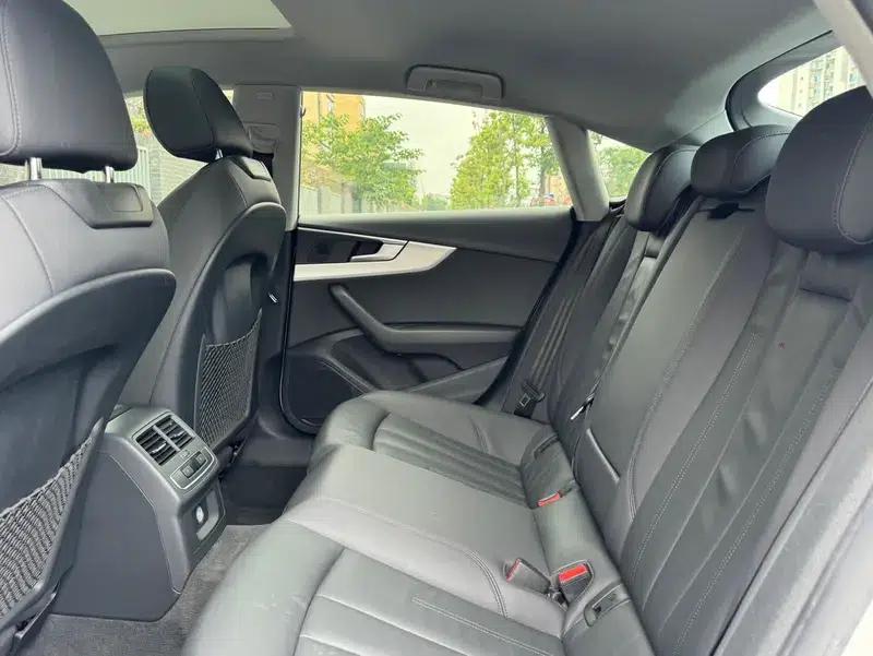 Audi A5 2021 Sportback 40 TFSI Fashionable Elegant Model — миниатюра 10