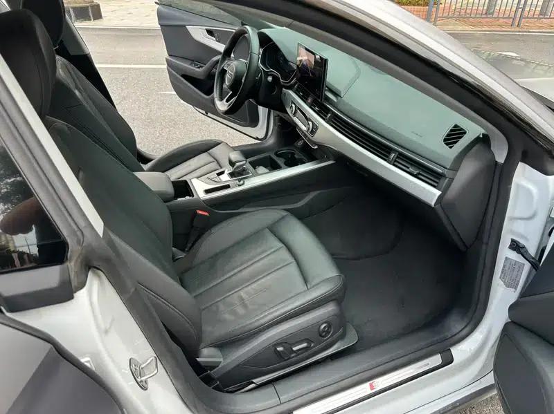 Audi A5 2021 Sportback 40 TFSI Fashionable Elegant Model — миниатюра 17