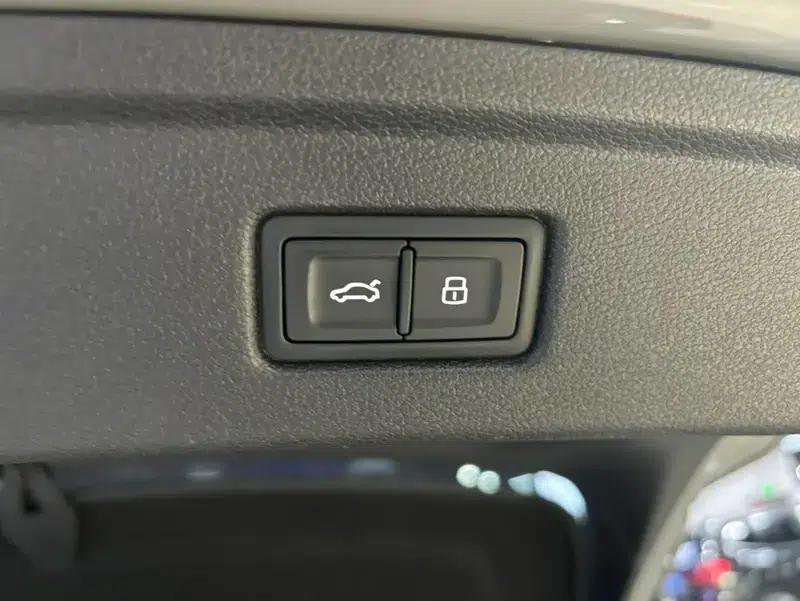 Audi A5 2022 Sportback 40 TFSI quattro Luxury Dynamic — миниатюра 9