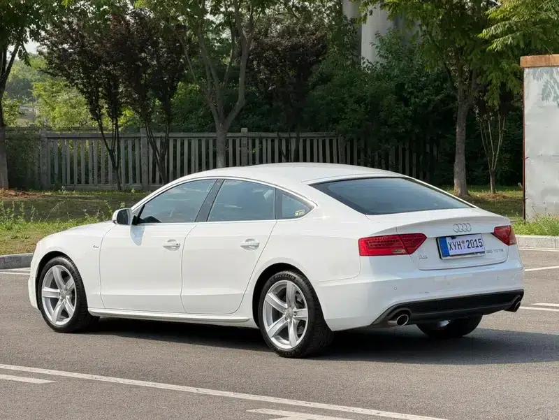 Audi A5 2016 Facelift Sportback 35 TFSI Progressive — миниатюра 5