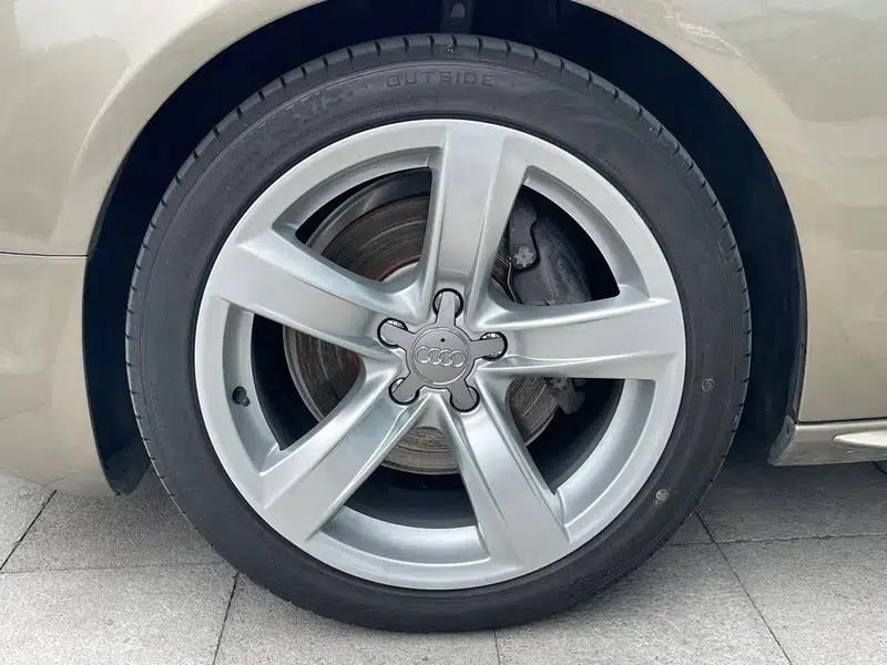Audi A5 2010 2.0TFSI Sportback Luxury — миниатюра 11