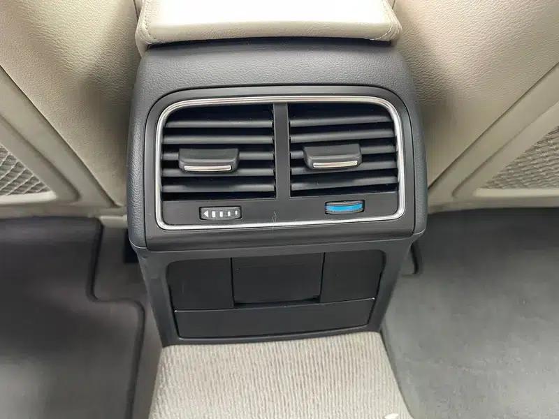 Audi A5 2010 2.0TFSI Sportback Luxury — миниатюра 12