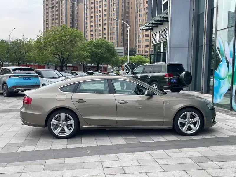 Audi A5 2010 2.0TFSI Sportback Luxury — миниатюра 8