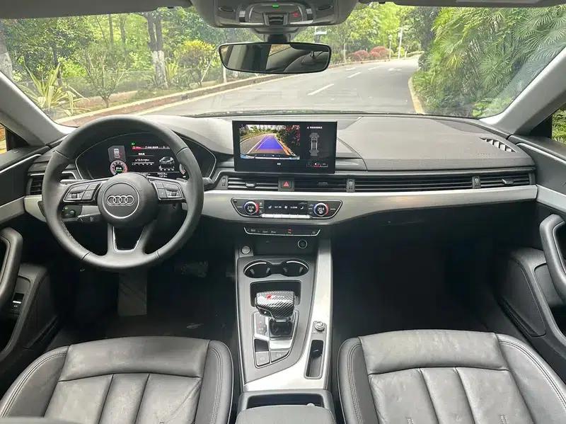 Audi A5 2021 Sportback 40 TFSI Fashionable Elegant Model — миниатюра 16
