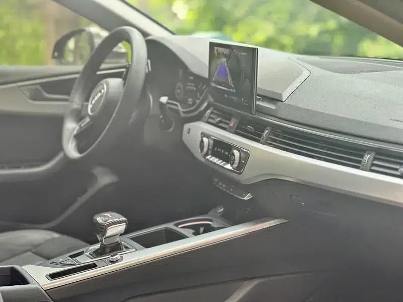 Audi A5 2021 Sportback 40 TFSI Fashionable Elegant Model — миниатюра 10