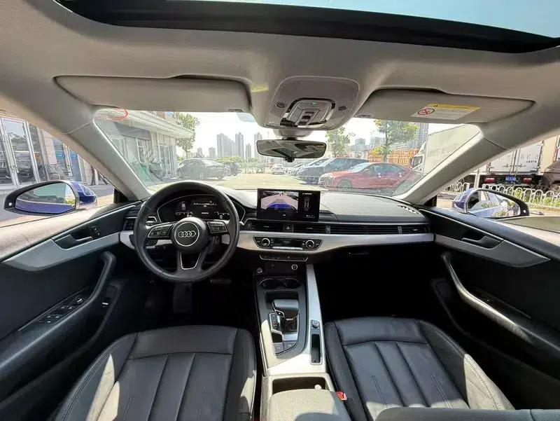 Audi A5 2021 Sportback 40 TFSI Fashionable Elegant Model — миниатюра 8