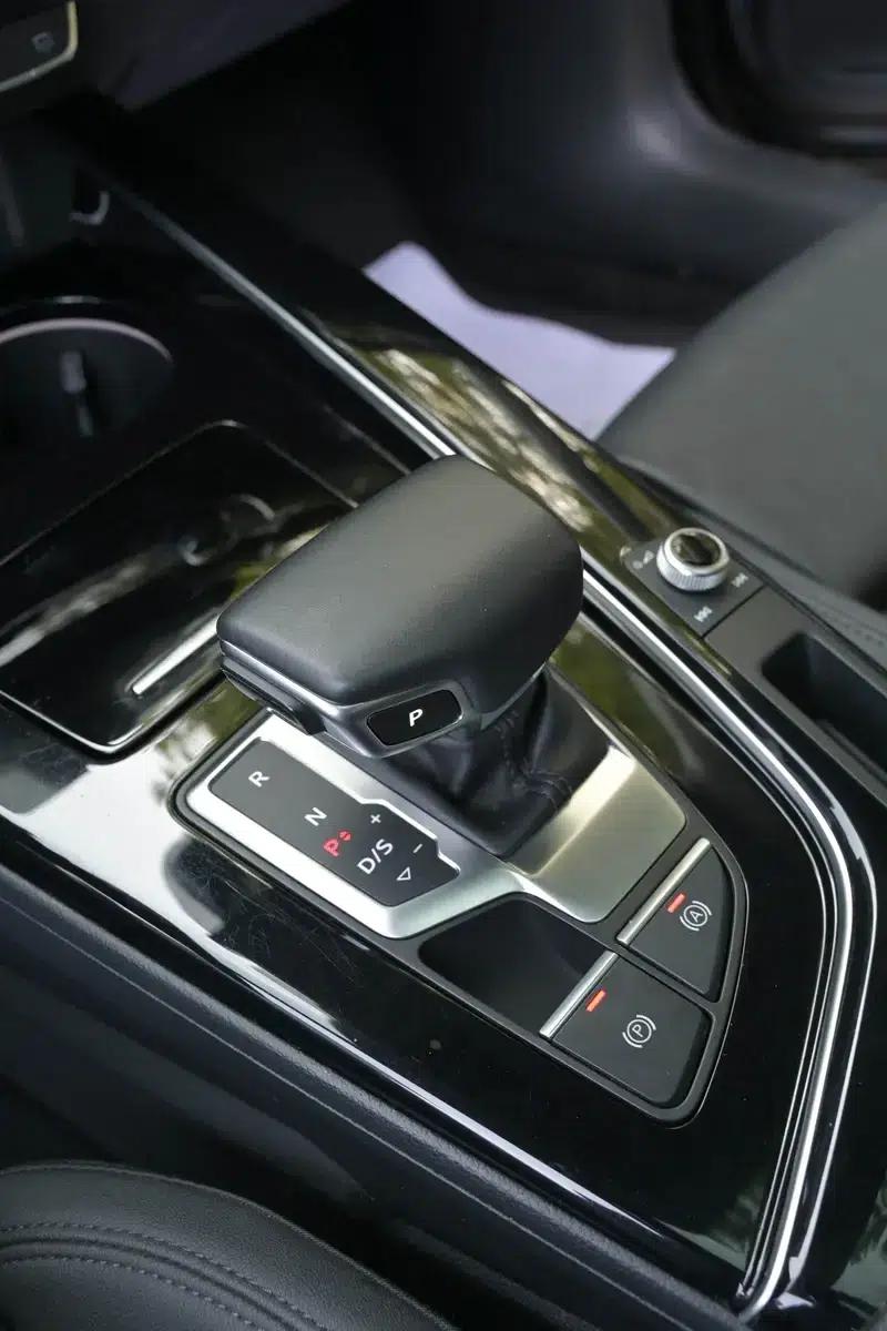 Audi A5 2022 Sportback 40 TFSI Fashion Dynamic Edition — миниатюра 17