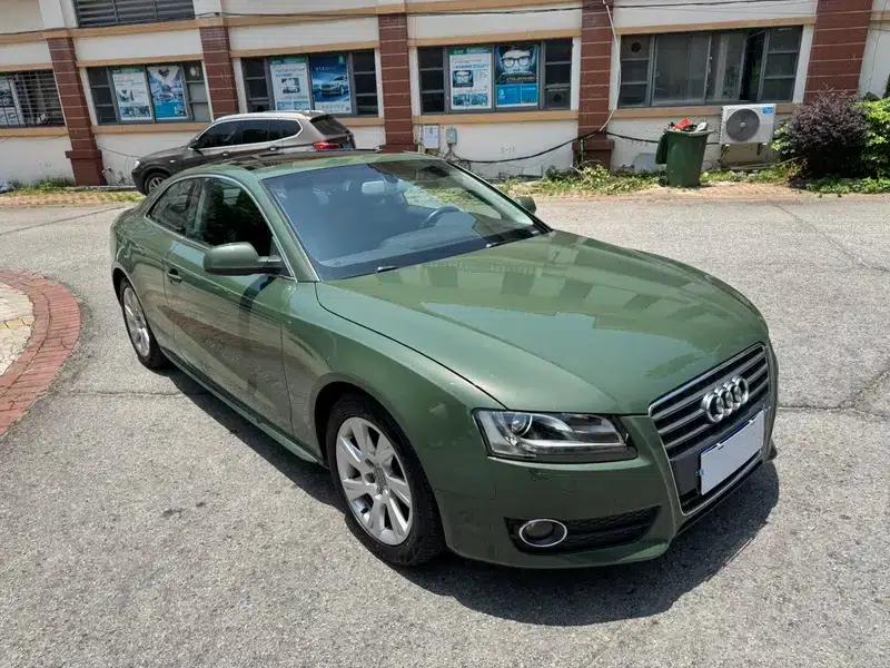 Audi A5 2010 2.0TFSI Sportback Comfort — миниатюра 3
