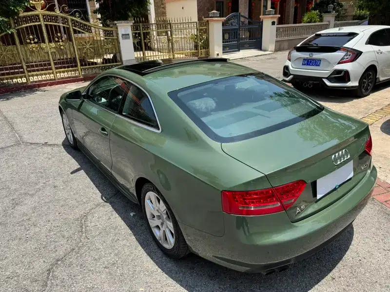 Audi A5 2010 2.0TFSI Sportback Comfort — миниатюра 4
