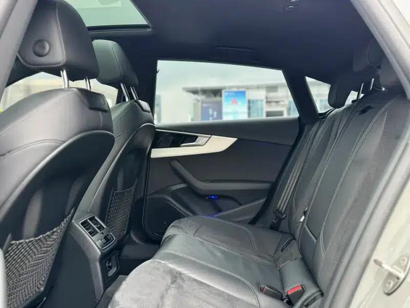 Audi A5 2022 Sportback 40 TFSI Fashionable Elegant Model — миниатюра 11