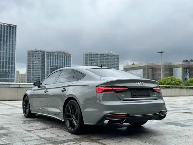 Audi A5 2022 Sportback 40 TFSI Fashionable Elegant Model — миниатюра 3