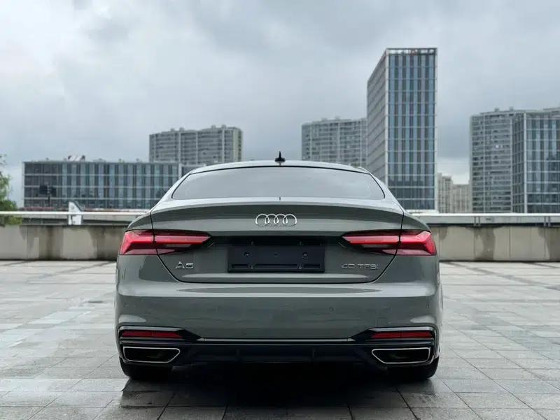 Audi A5 2022 Sportback 40 TFSI Fashionable Elegant Model — миниатюра 4