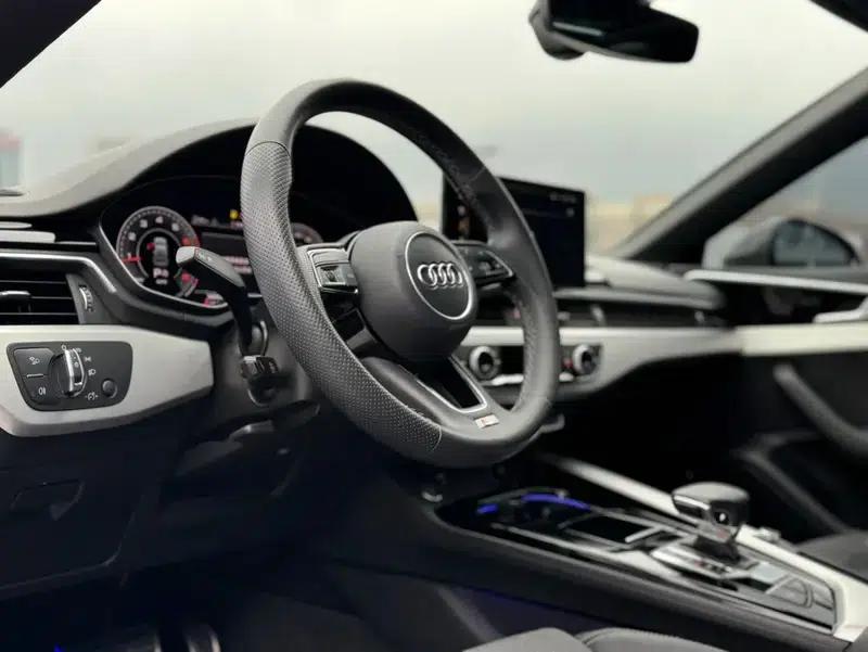 Audi A5 2022 Sportback 40 TFSI Fashionable Elegant Model — миниатюра 9
