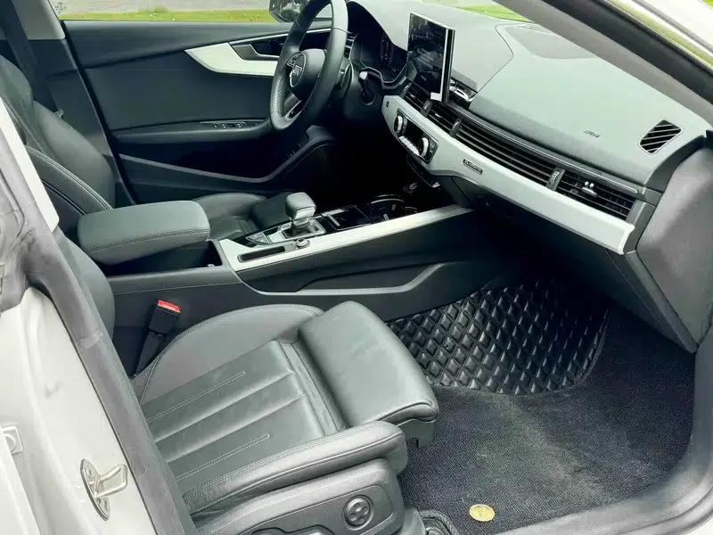 Audi A5 2023 Sportback 40 TFSI quattro Luxury Dynamic — миниатюра 6