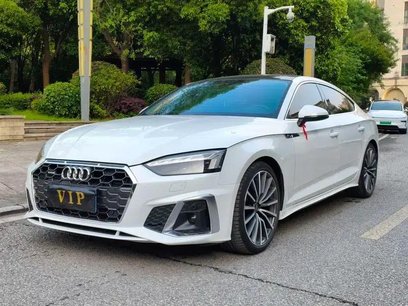 Audi A5 2022 Sportback 40 TFSI quattro Luxury Dynamic — миниатюра 1
