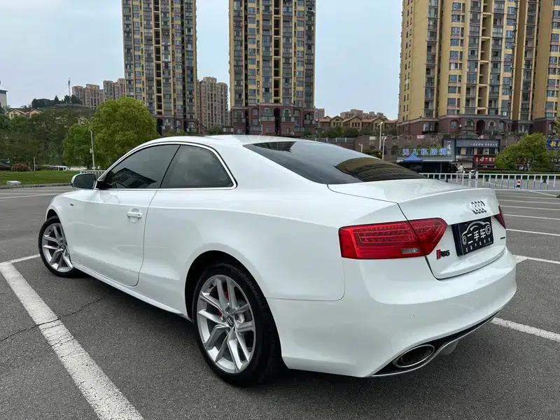 Audi A5 2013 Coupe 40 TFSI quattro — миниатюра 5