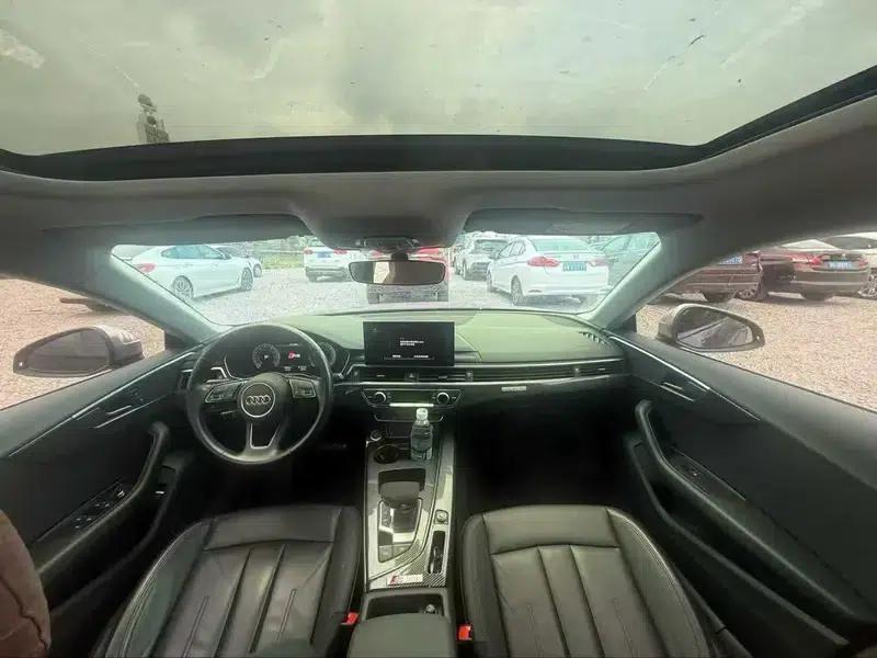 Audi A5 2021 Sportback 40 TFSI Fashionable Elegant Model — миниатюра 7