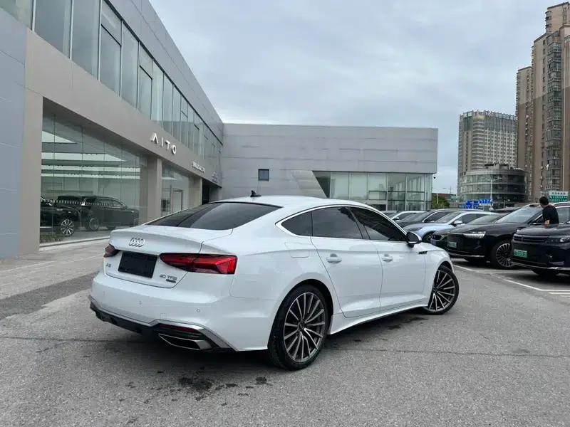 Audi A5 2023 Sportback 40 TFSI quattro Luxury Dynamic — миниатюра 5