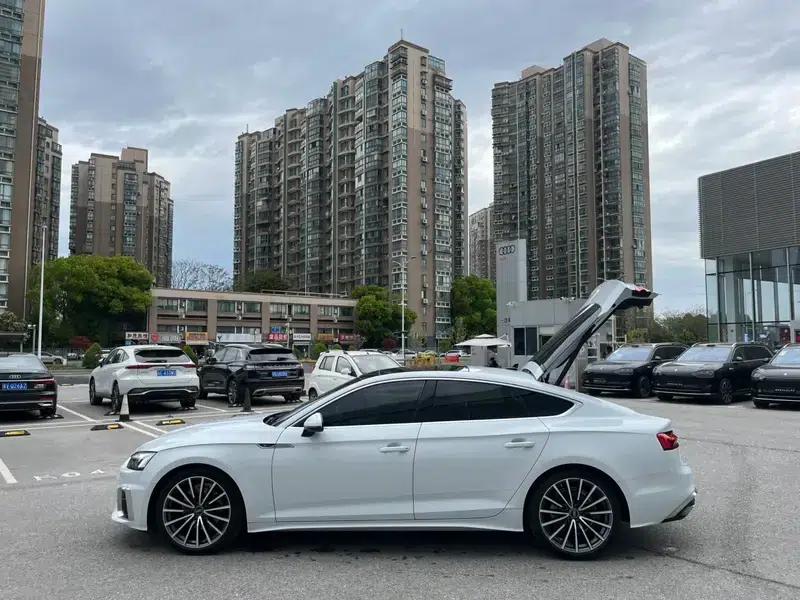 Audi A5 2023 Sportback 40 TFSI quattro Luxury Dynamic — миниатюра 8