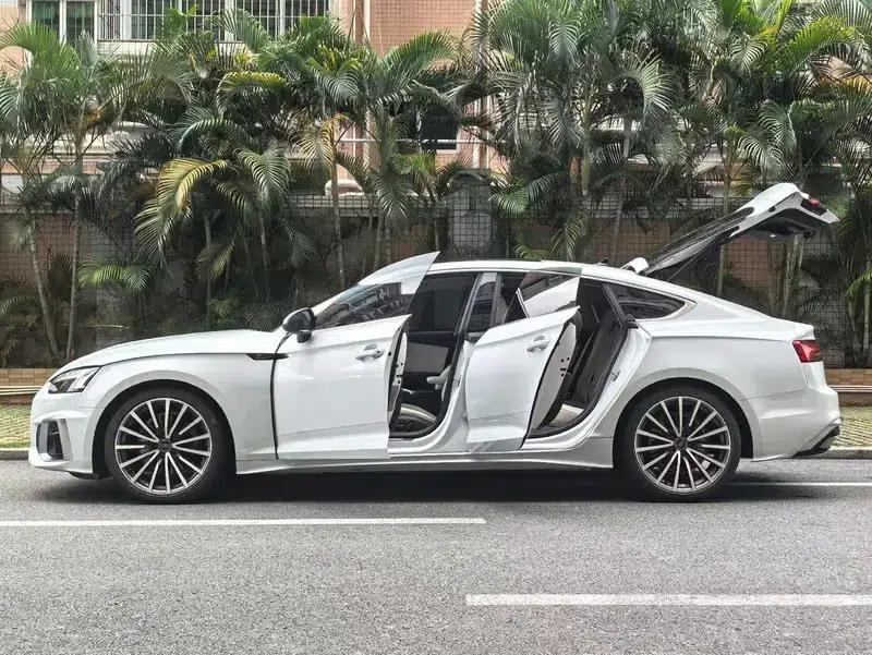 Audi A5 2023 Sportback 40 TFSI quattro Luxury Dynamic — миниатюра 2