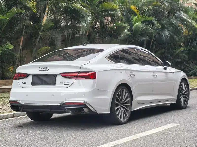 Audi A5 2023 Sportback 40 TFSI quattro Luxury Dynamic — миниатюра 3