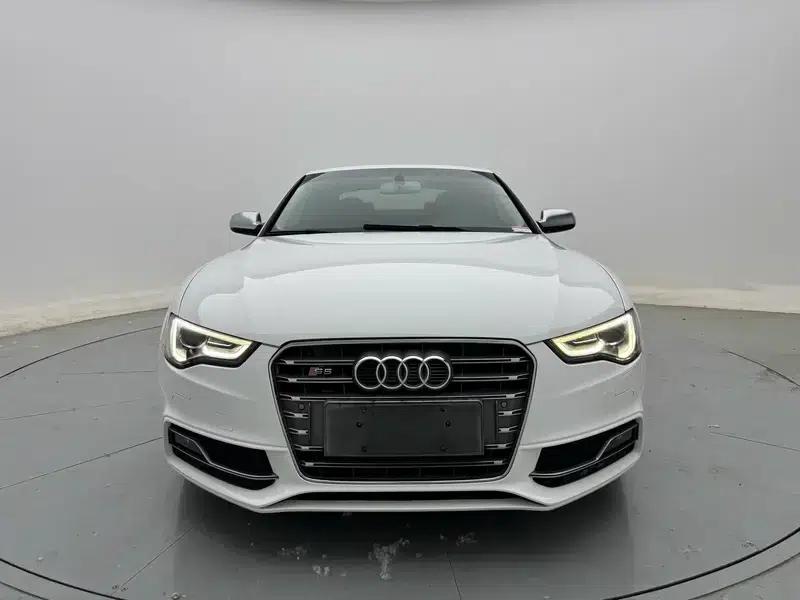 Audi A5 2013 Coupe 40 TFSI Fashion Edition — миниатюра 2
