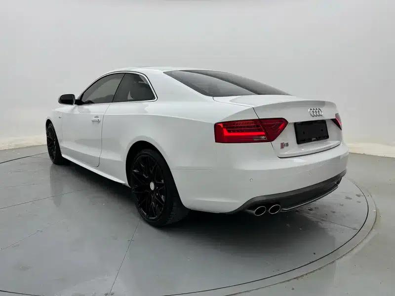 Audi A5 2013 Coupe 40 TFSI Fashion Edition — миниатюра 4