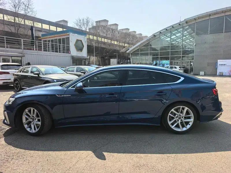 Audi A5 2024 Sportback 40 TFSI Fashion Dynamic Edition — миниатюра 3