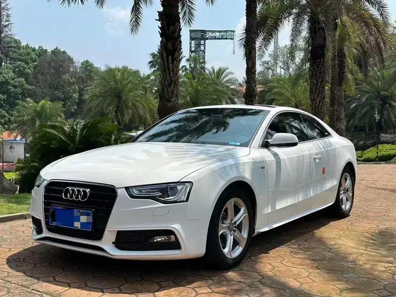 Audi A5 2013 Coupe 40 TFSI quattro — миниатюра 1