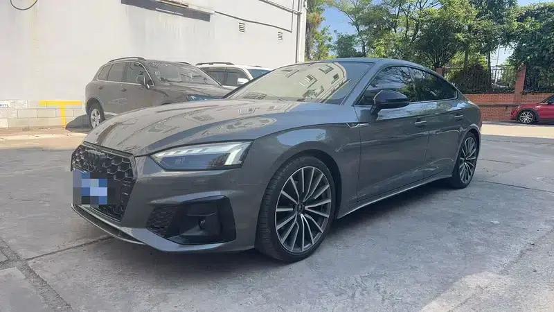 Audi A5 2023 Sportback 40 TFSI quattro Luxury Dynamic — миниатюра 1