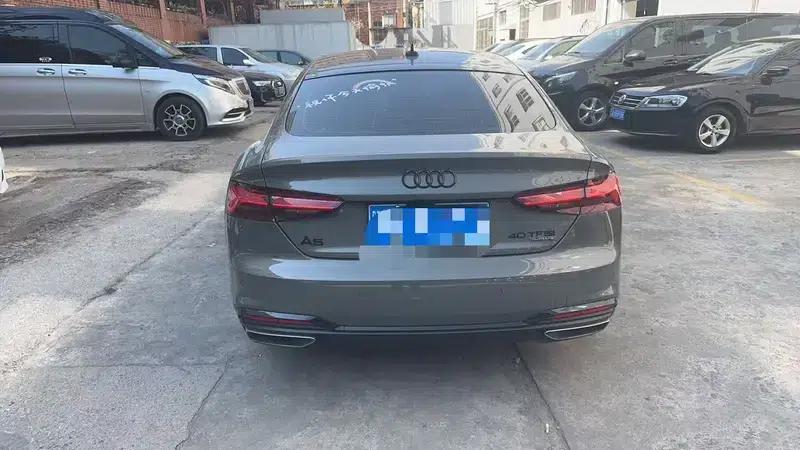 Audi A5 2023 Sportback 40 TFSI quattro Luxury Dynamic — миниатюра 5